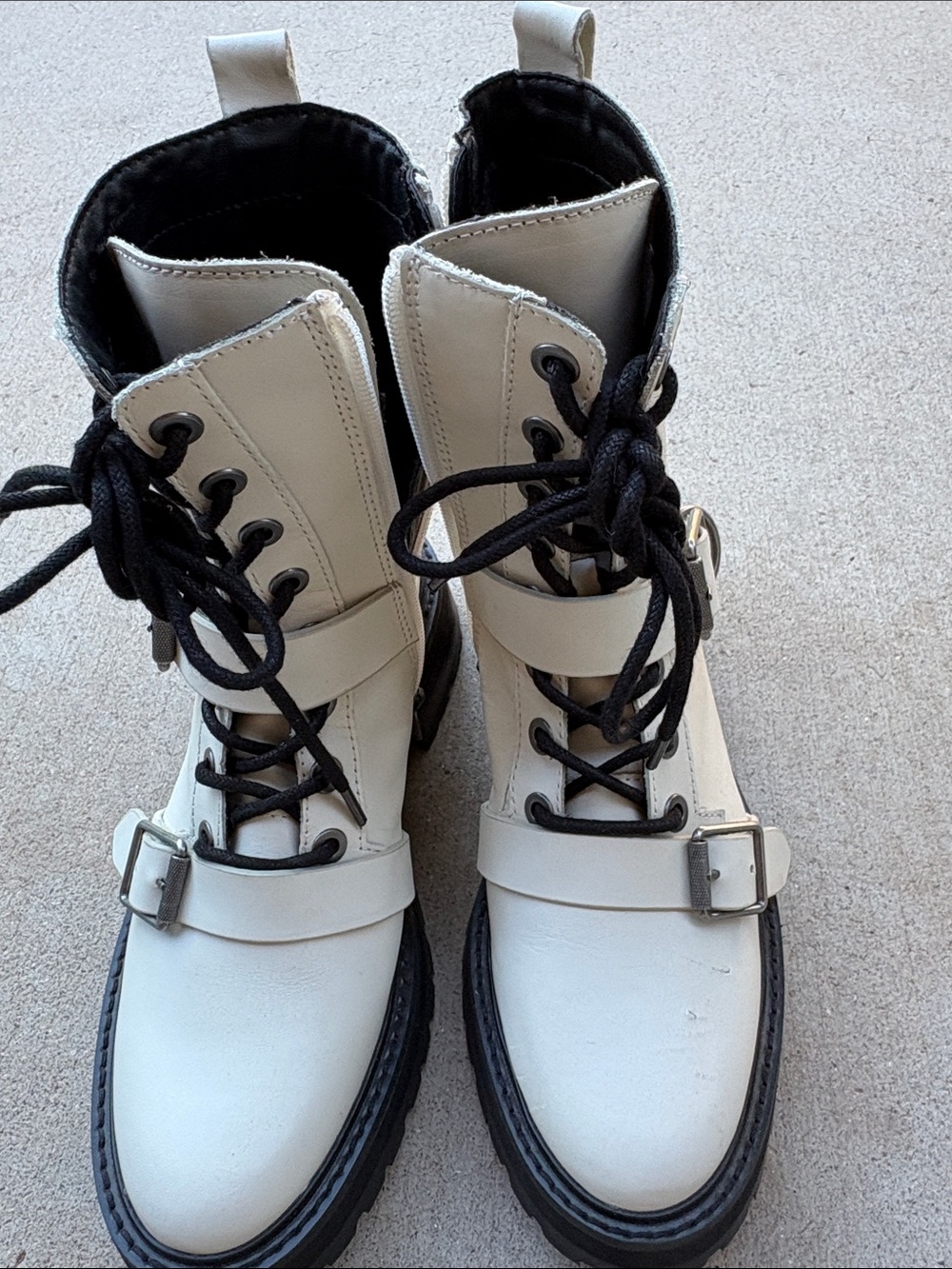 Dolce Vita Robson Off White Ivory Leather Combat Boot Lug Sole Size 7